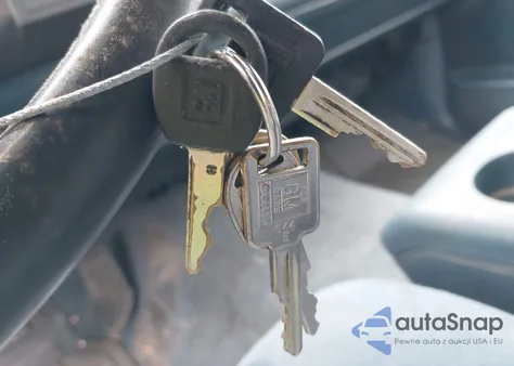 1994 Chevrolet Gmt-400 C1500 z USA, uszkodzony, nr VIN 2GCEC19K5R1181878